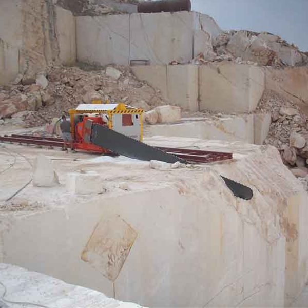 استخراج سنگ ساختمانی1